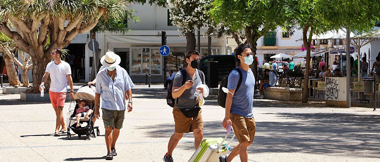 Active covid cases fall to 1,811 in Ibiza and Formentera and admissions drop 6% in 24 hours