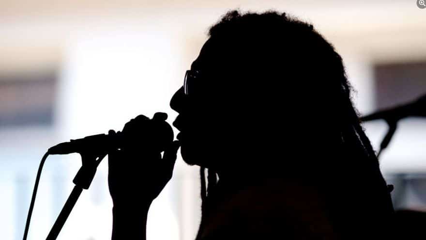 Formentera calls for year-round minimum services and limits to one-day trips