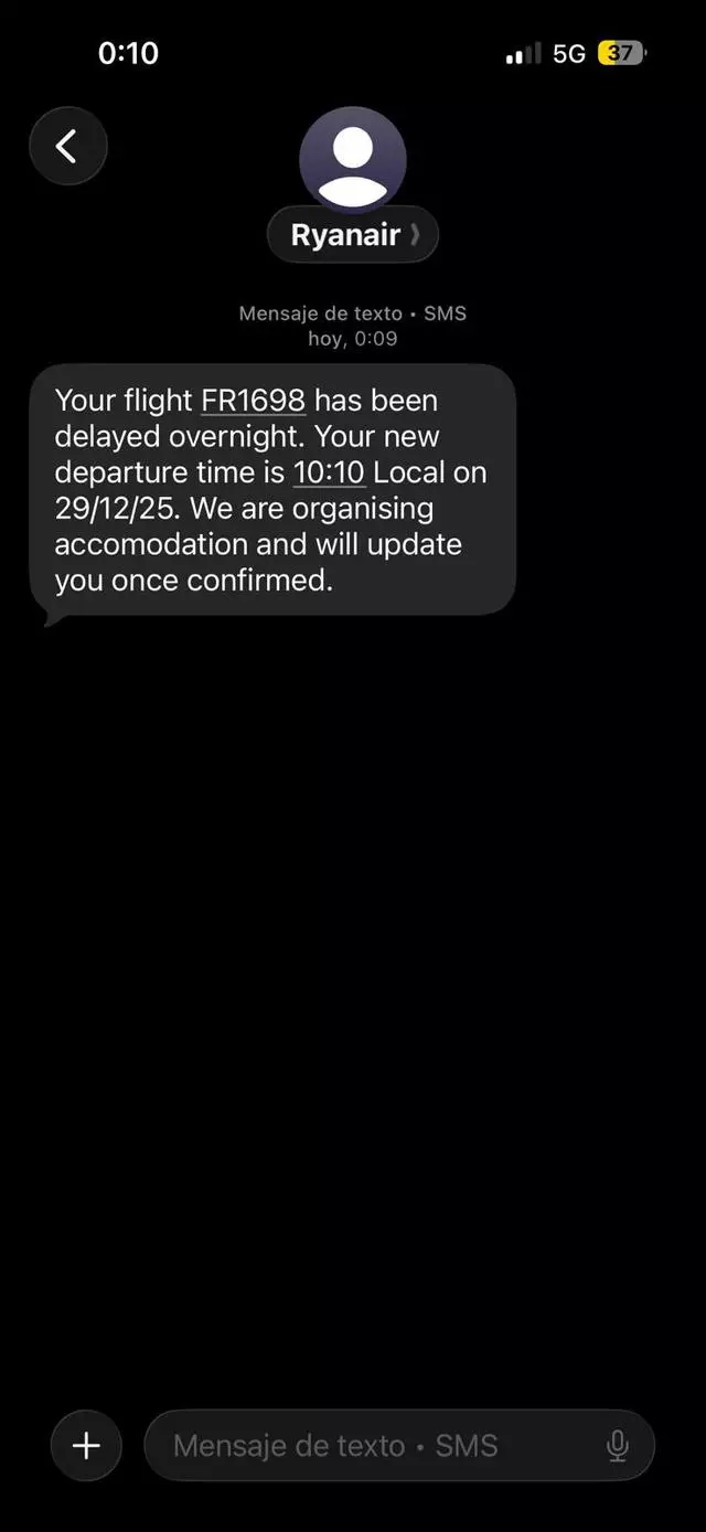 Tense night on a Ryanair flight to Ibiza: "We won’t get off until you take us home"