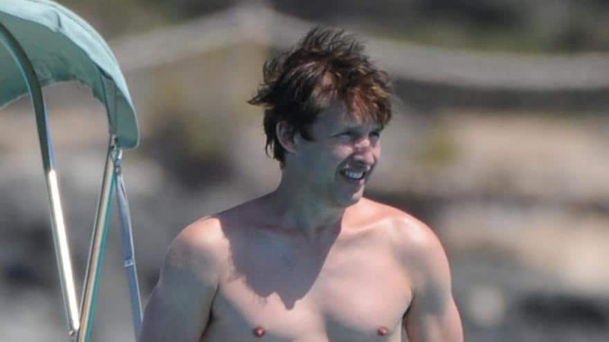 Ibiza jellyfish and James Blunt