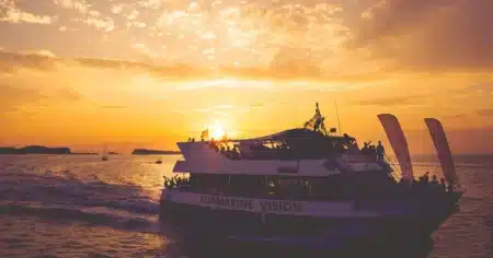 Ibiza Beach Cruise Sunset | Iconic Sunset Boat Trips & Drinks