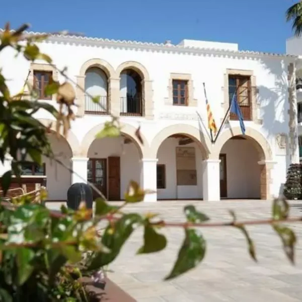 Ibiza Illegal Tourist Rental Hit With €446,000 Fine in Santa Eulària