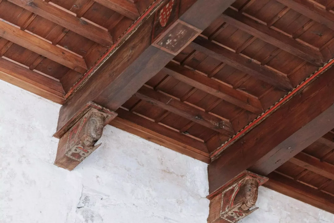 Details of the preserved ceilings of the museum. | Bea Bermejo