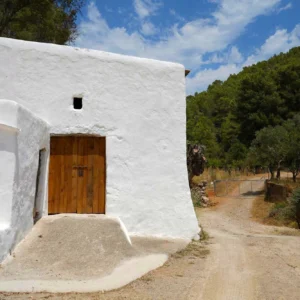 Santa Eulària Restores Font de Morna, Preserving One of Ibiza’s Historic Hydraulic Heritage Landmarks