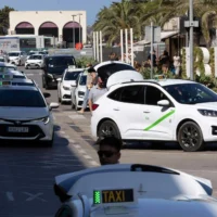 Ibiza Taxi Drivers Reach Agreement After 48 Hours of Tense Negotiations Over Airport Operations