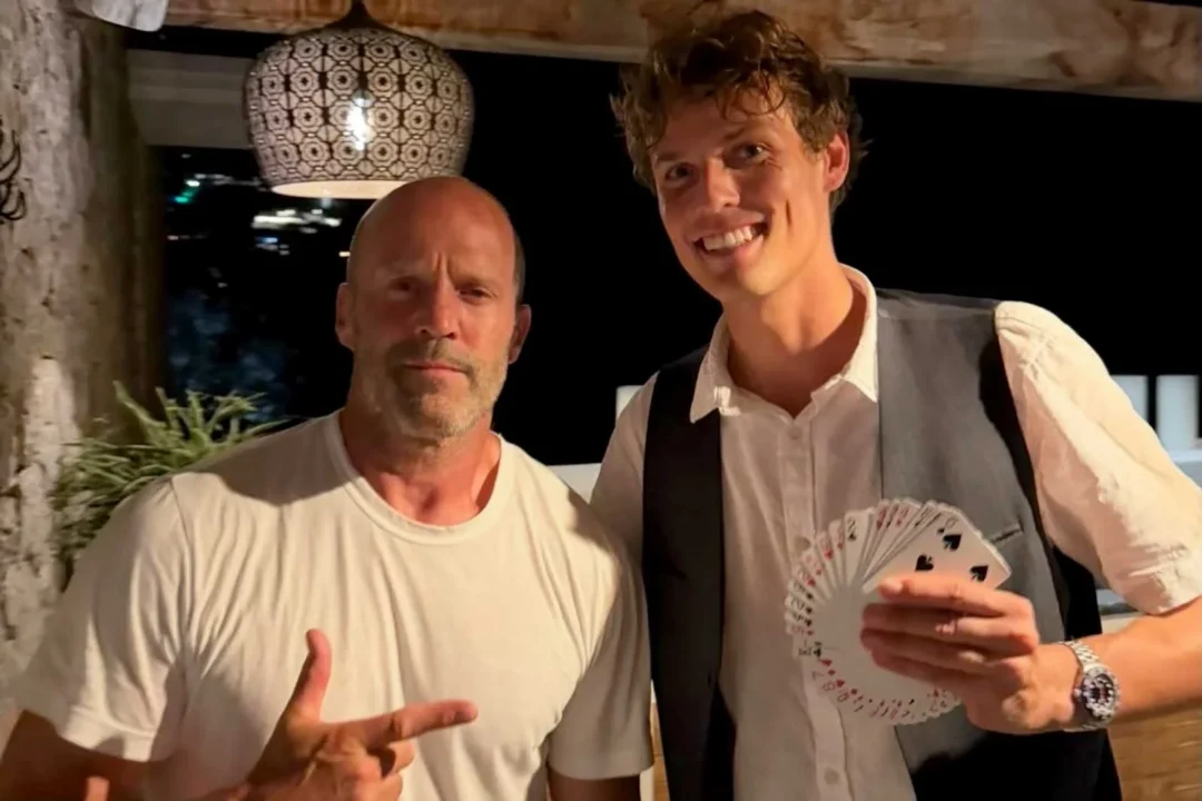 https://www.diariodeibiza.com/news/sean-christopher-works-magic-jason-statham-rosie-huntington-whiteley-ibiza/