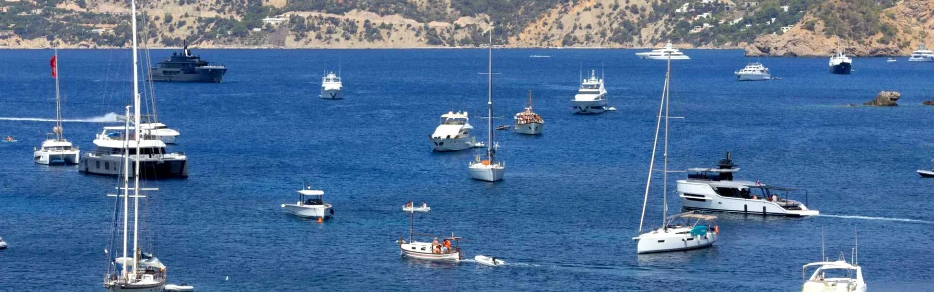 Porroig is one of the areas most affected by uncontrolled anchoring in Ibiza. | Vicent Marí
