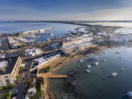 Formentera Council warns yacht charter companies: the sailing school jetty at s’Estany des Peix is not a maritime terminal