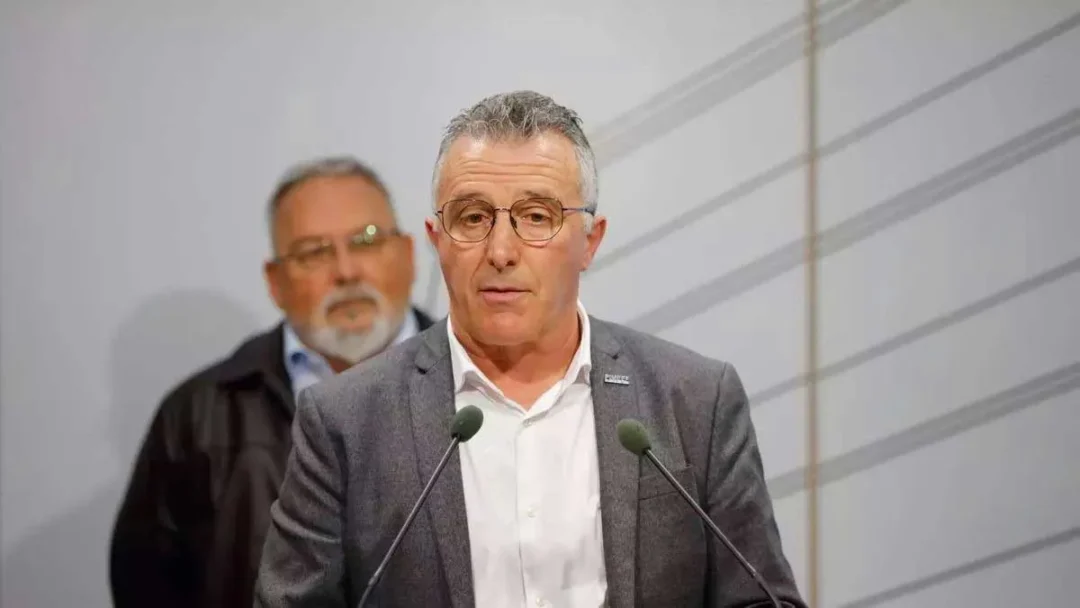 Alfonso Rojo at a press conference following the social dialogue roundtable | Valeria Videgain