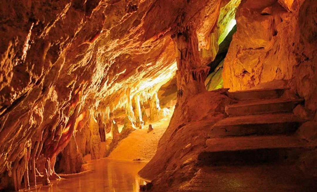 Cova des Culleram: the cave of the goddess Tanit | Sant Joan Town Hall