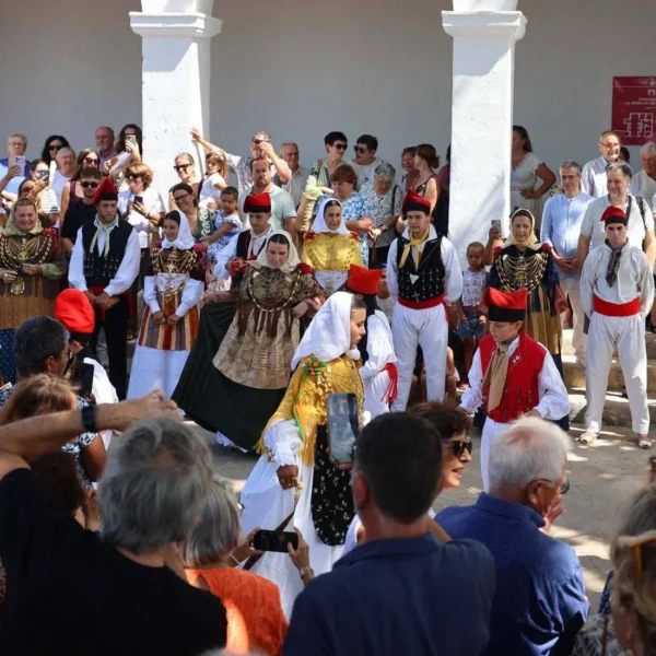 Jesús Celebrates Its Main Festival With a Restored Tabernacle and Traditional Festivities