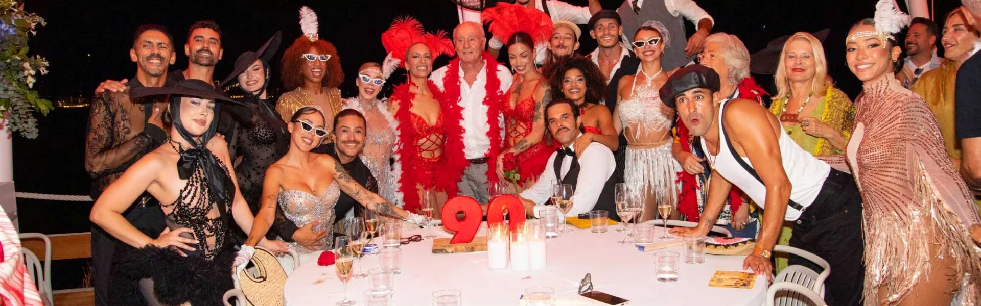 Pepe Roselló's 90th Birthday at Space Sunset Restaurant / Juan Suárez