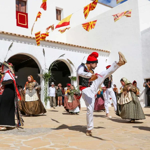 Sant Miquel Celebrates Its Festivities with More Than a Month of Music, Tradition, Sport and Family Activities