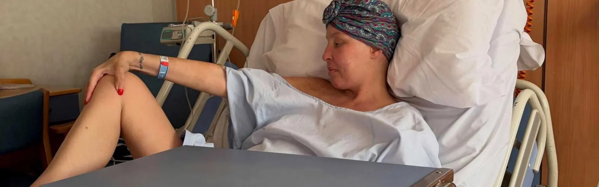BJones, back in the hospital. / Instagram @bjonesdj