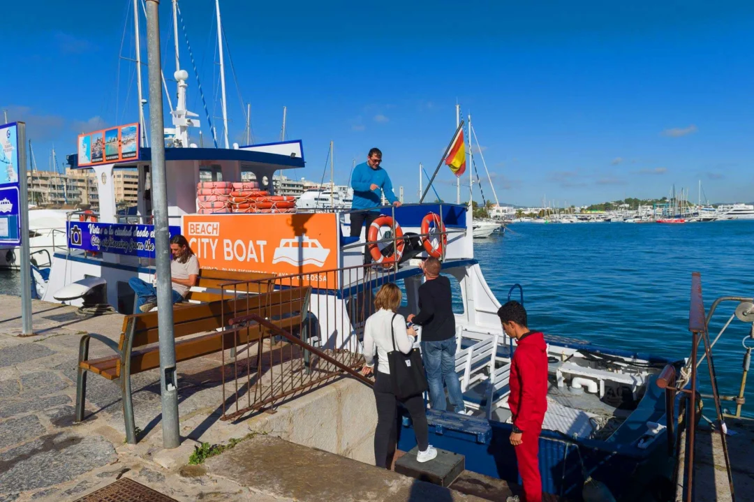 City Boat, Ibiza's nautical bus. /APB