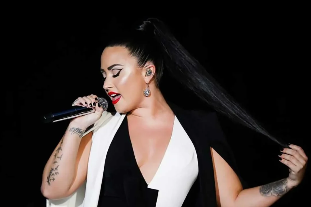 https://www.diariodeibiza.com/event-news/desigual-40th-anniversary-ibiza-demi-lovato/