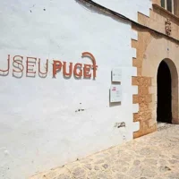 Facade of the Puget Museum