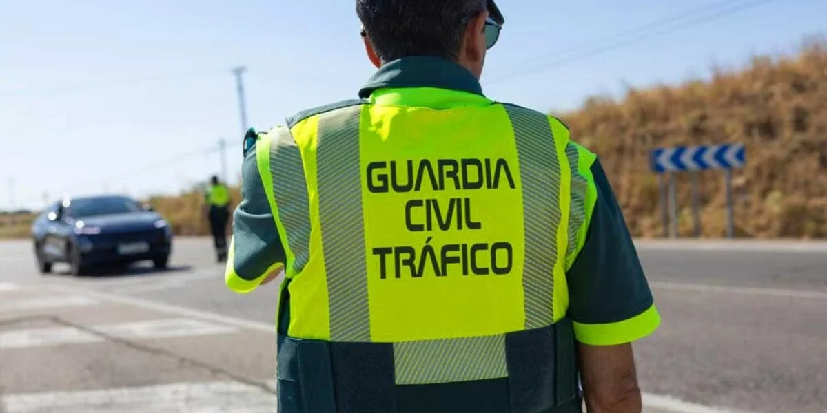 Civil Traffic Guard. / G.C.
