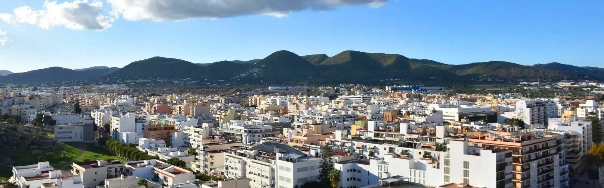 Panoramic view of the urban center of Vila. / César Navarro