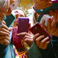 Police warn about anonymous social media accounts targeting students and teachers in the Balearic Islands