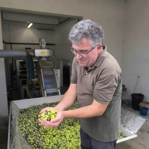 Balearic Regional Minister Joan Simonet during his visit to the Agricultural Cooperative / P.M.V.
