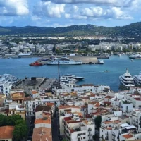 General view of the port of Ibiza. / Fernando de Lama